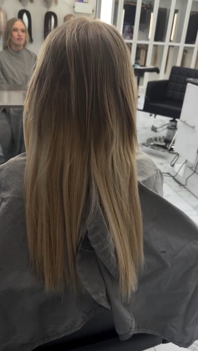 before photo of dafne’s seamless cool blonde extensions glow-up hair transformation by Dafne Lopez at Hottie Hair salon Las Vegas - extensions service