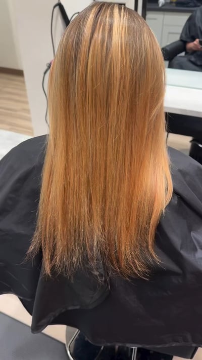 before photo of virgin i-tip extensions transformation - 75 strands added hair transformation by Sophia Giraldo at Hottie Hair salon Las Vegas - extensions service